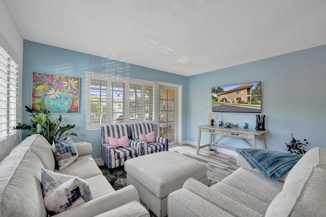 2 of 39 - 1930 Ne 2nd Avenue #216l, Wilton Manors, FL