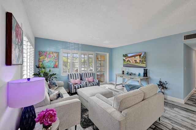 4 of 39 - 1930 Ne 2nd Avenue #216l, Wilton Manors, FL