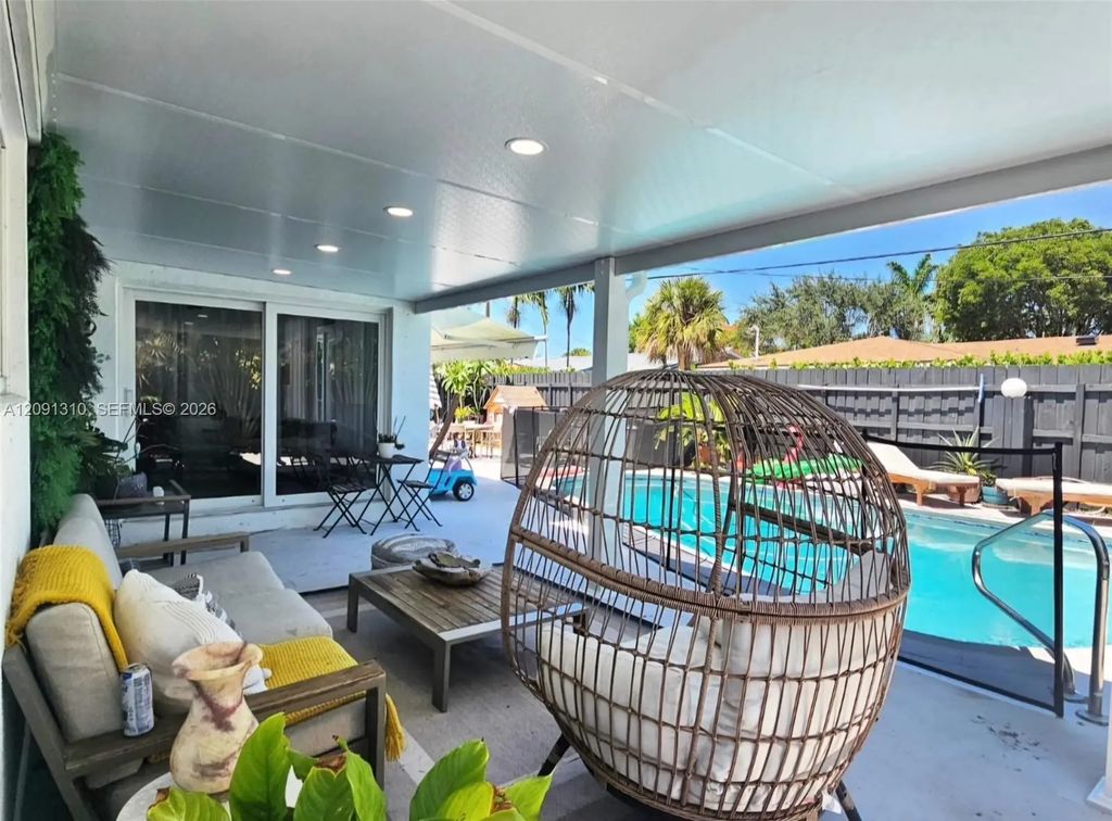 3602 Ne 18th Avenue, Oakland Park