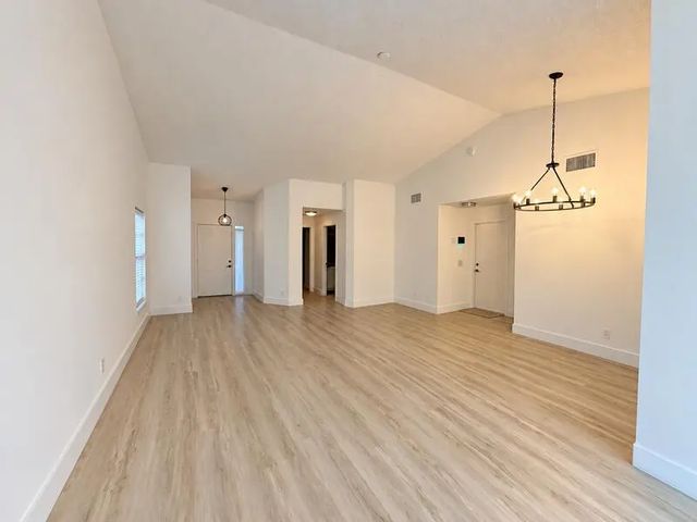 4 of 21 - 9815 Watermill Circle #f, Boynton Beach, FL