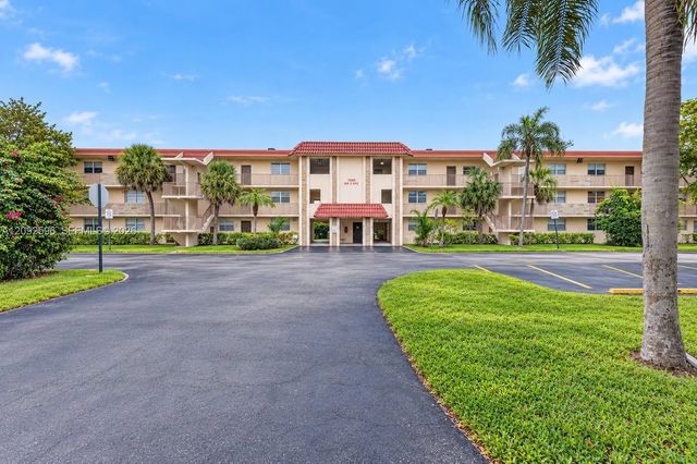3 of 28 - 3900 Nw 76th Avenue #111, Sunrise, FL