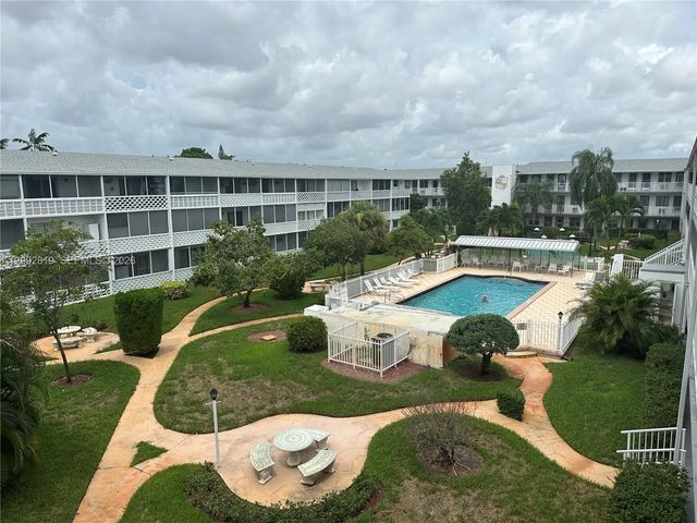 3 of 12 - 15600 Ne 6th Avenue #39a, Miami, FL