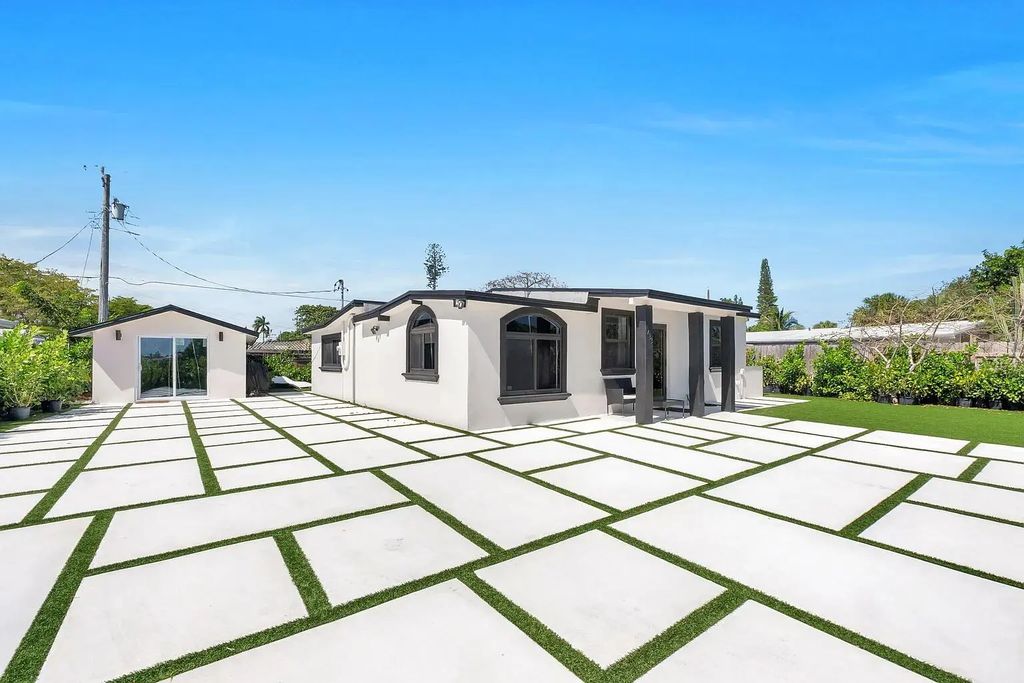 1433 Ne 53rd Court, Pompano Beach