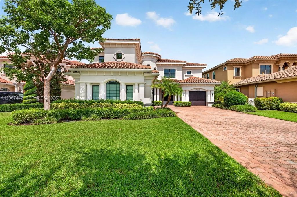 10283 Sweet Bay Manor, Parkland