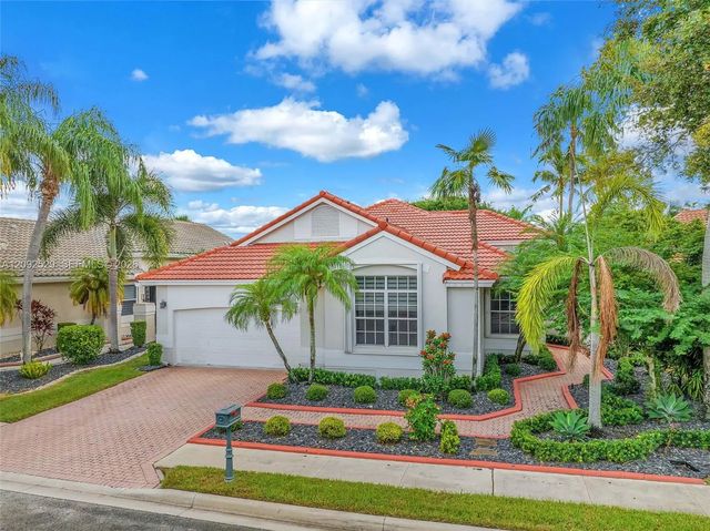 1545 W Lacosta Drive W, Pembroke Pines