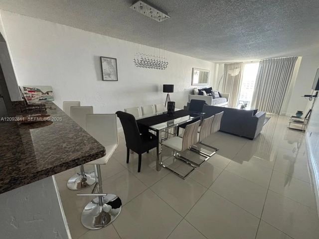 3 of 13 - 19370 Collins Avenue #1021, Sunny Isles Beach, FL