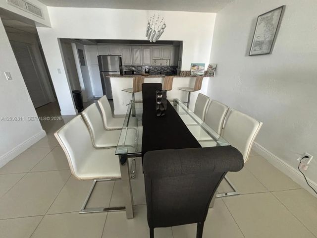 5 of 13 - 19370 Collins Avenue #1021, Sunny Isles Beach, FL