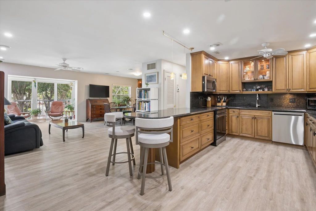 6431 Bay Club Drive #3, Fort Lauderdale
