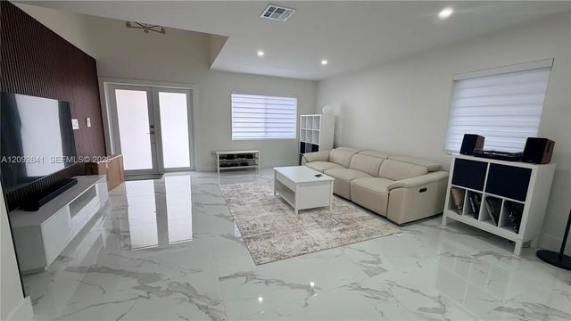 4 of 12 - 9159 Sw 157th Court, Miami, FL