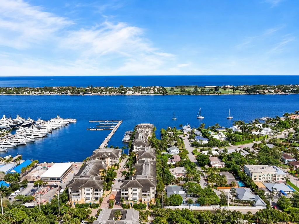 3940 N Flagler Drive #203, West Palm Beach