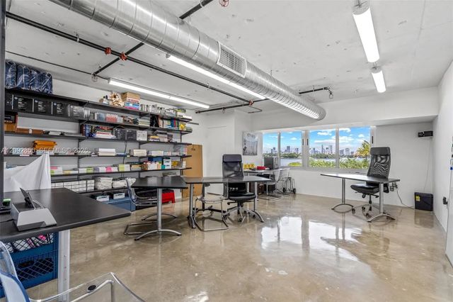 4 of 29 - 1200 West Avenue #cu-7, Miami Beach, FL