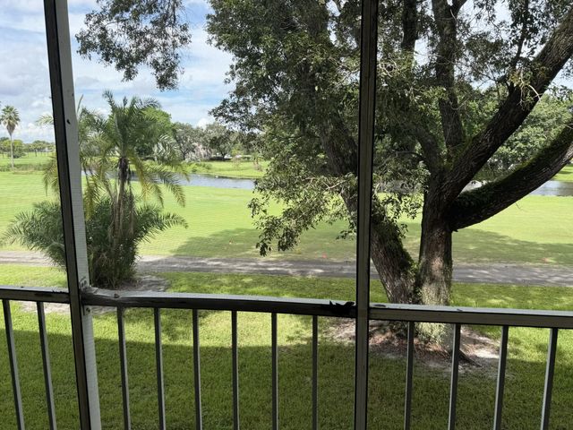 2 of 19 - 4502 Martinique Way #d2, Coconut Creek, FL