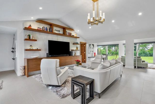 3 of 49 - 4582 Sanderling Circle W, Boynton Beach, FL