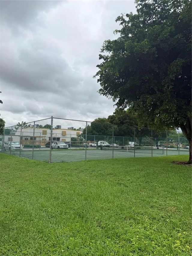 5 of 49 - 13193 Sw 9th Terrace, Miami, FL