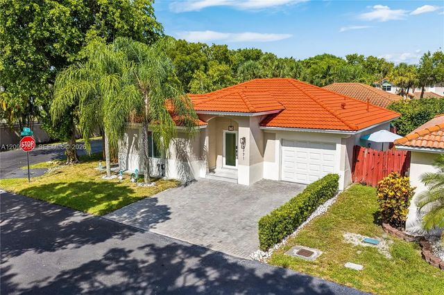 3 of 18 - 5771 Nw 98th Court, Doral, FL