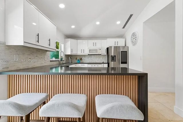 5 of 18 - 5771 Nw 98th Court, Doral, FL