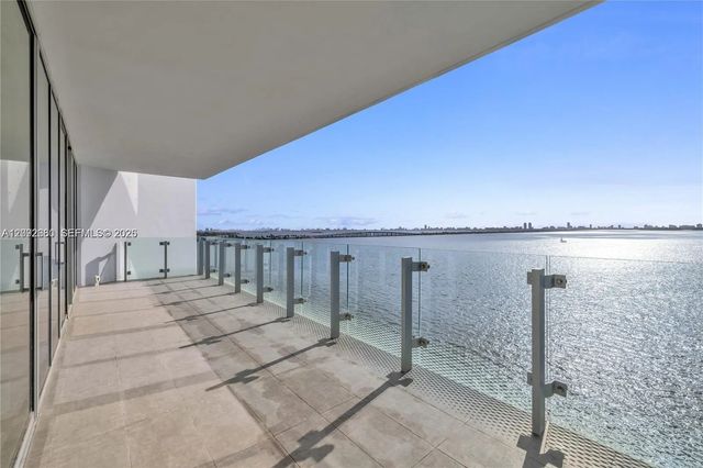 3 of 7 - 700 Ne 26th Terrace #901, Miami, FL