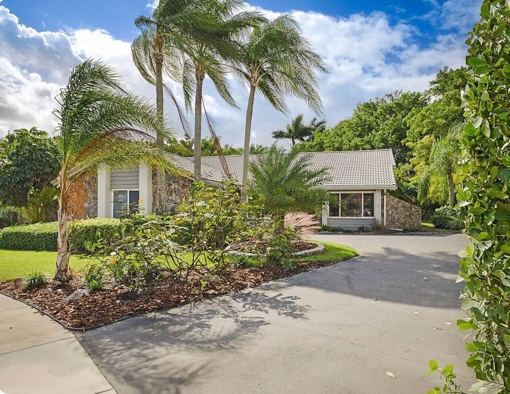 20816 Sugarloaf Lane, Boca Raton