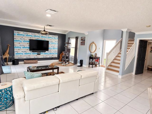 5 of 34 - 4244 Pine Hollow Circle, Greenacres, FL