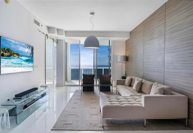 2 of 13 - 15811 Collins Avenue #2006, Sunny Isles Beach, FL