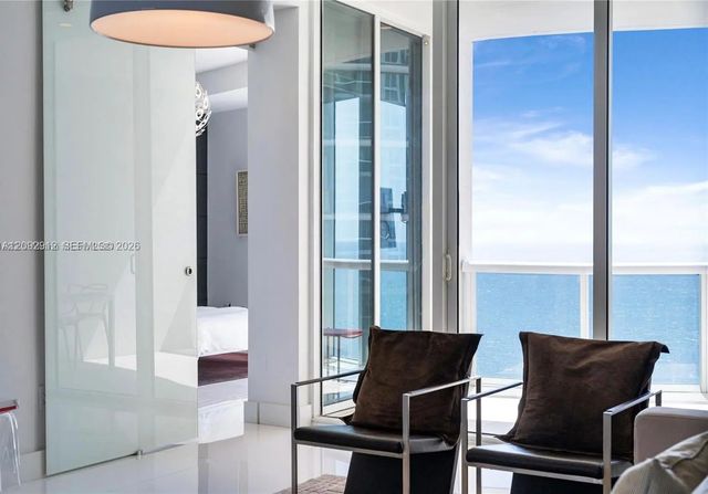 4 of 13 - 15811 Collins Avenue #2006, Sunny Isles Beach, FL