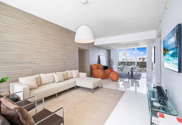 5 of 13 - 15811 Collins Avenue #2006, Sunny Isles Beach, FL