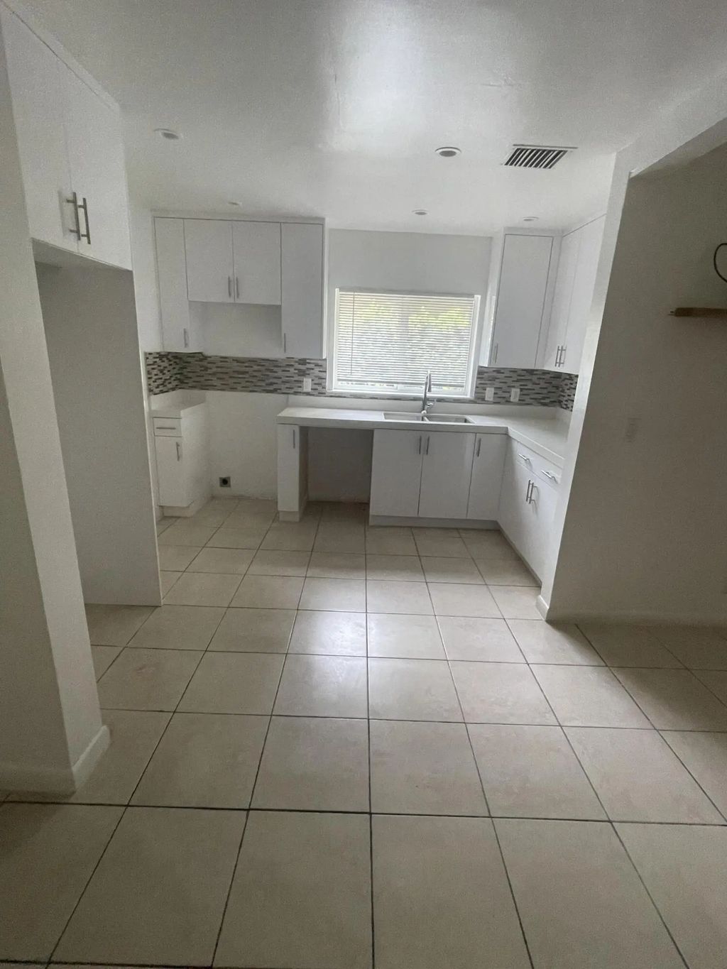 2410 Garfield Street, Hollywood