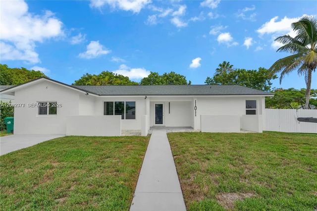 5 of 28 - 11011 Sw 162nd Terrace, Miami, FL