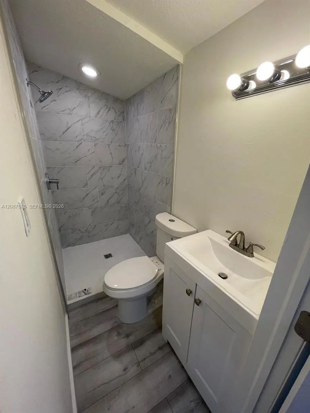 2484 Sw 10th Street, Miami