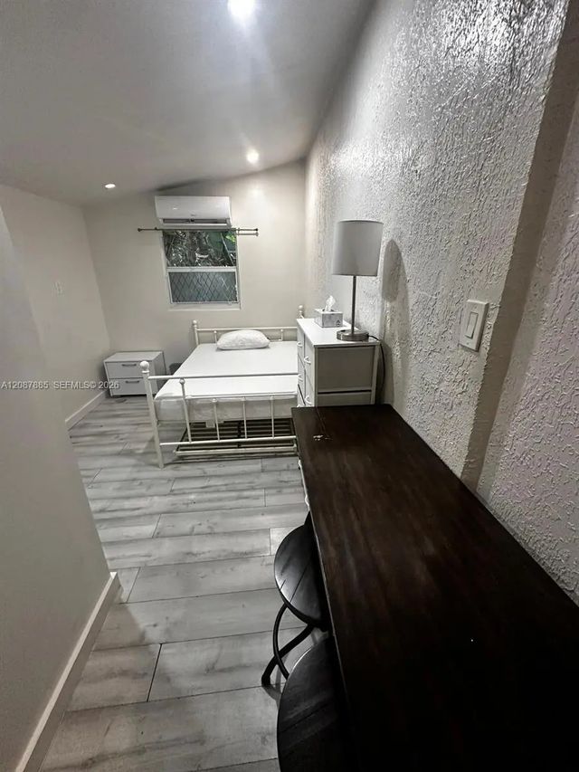 4 of 21 - 2484 Sw 10th Street, Miami, FL