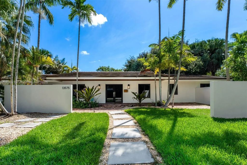 13575 Sw 72nd Court, Pinecrest