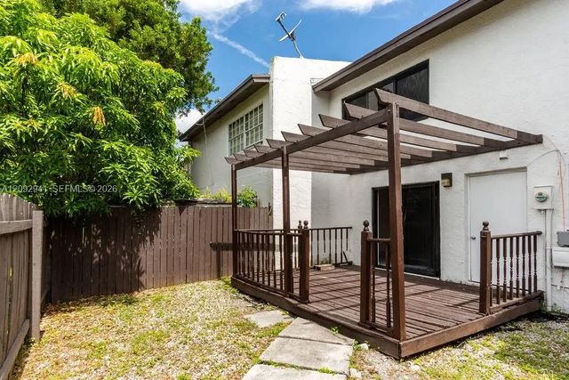 4 of 38 - 11312 Sw 67th Terrace, Miami, FL