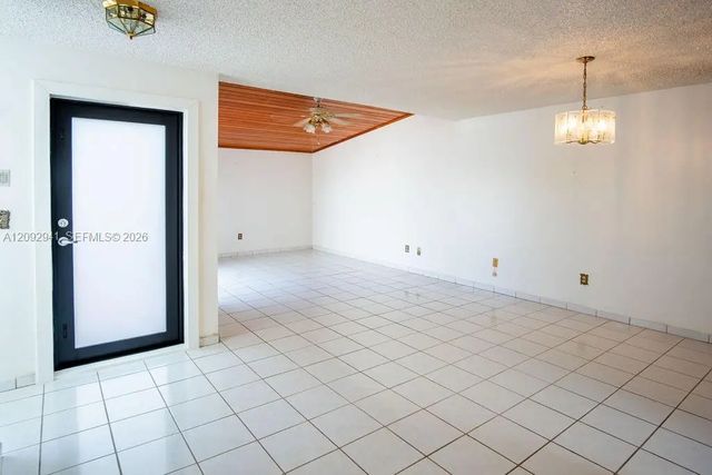 5 of 38 - 11312 Sw 67th Terrace, Miami, FL