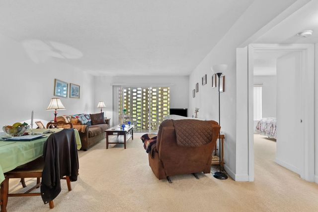 4 of 23 - 1500 Crescent Circle #b215, Lake Park, FL