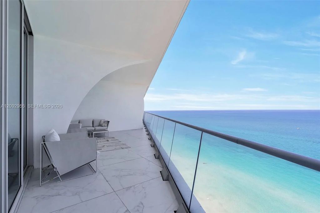 16901 Collins Avenue #3203, Sunny Isles Beach