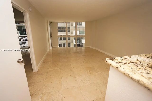 5 of 46 - 1228 West Avenue #513, Miami Beach, FL
