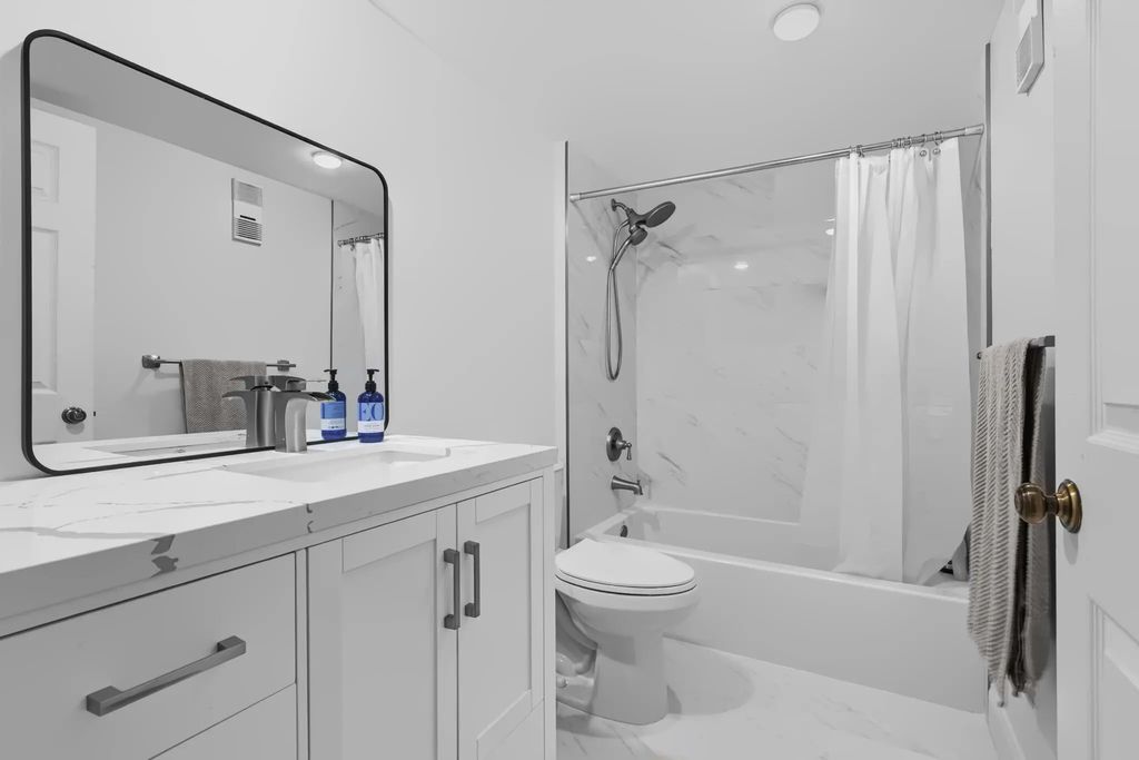 3826 Whitehall Drive #302, West Palm Beach
