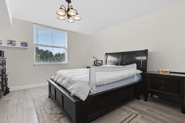 5 of 24 - 3826 Whitehall Drive #302, West Palm Beach, FL