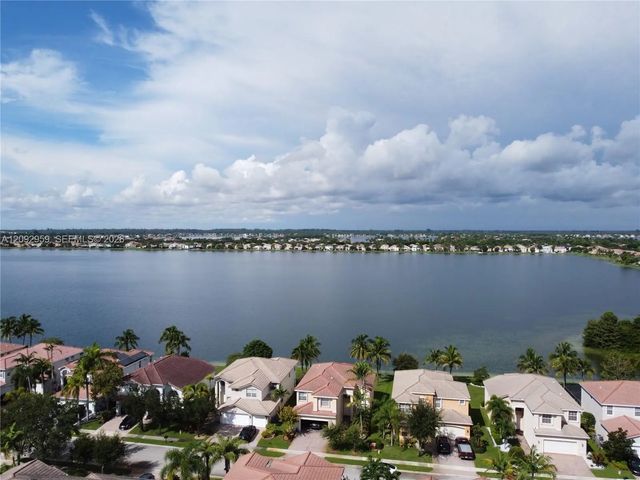 4 of 25 - 4276 Sw 179th Way, Miramar, FL