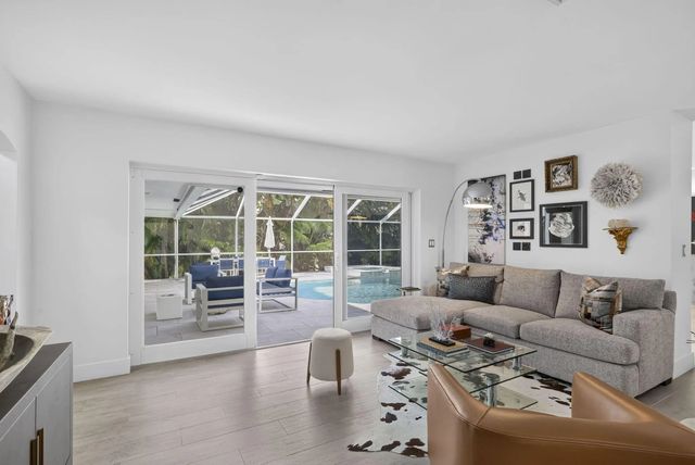 4 of 42 - 2920 Ne 52nd Street, Fort Lauderdale, FL