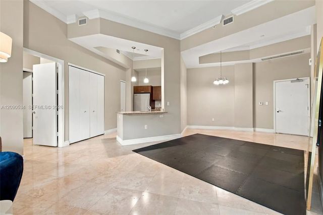 4 of 24 - 19900 E Country Club Drive #116, Aventura, FL