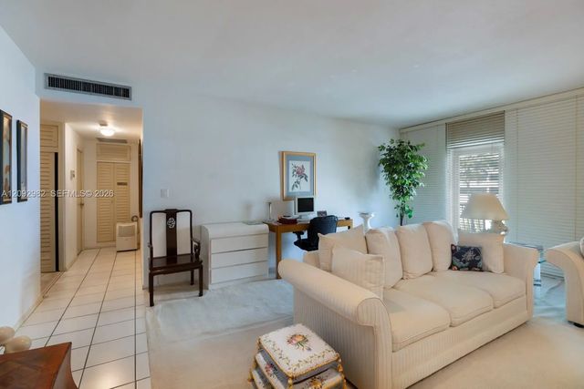 3 of 13 - 1408 Brickell Bay Drive #414, Miami, FL