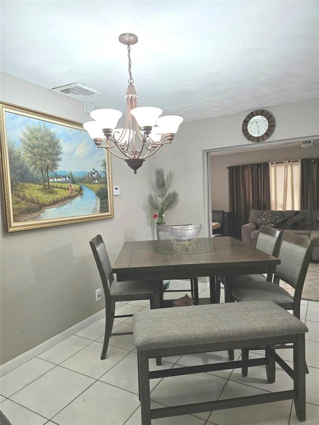5 of 33 - 2420 N 59th Terrace, Hollywood, FL
