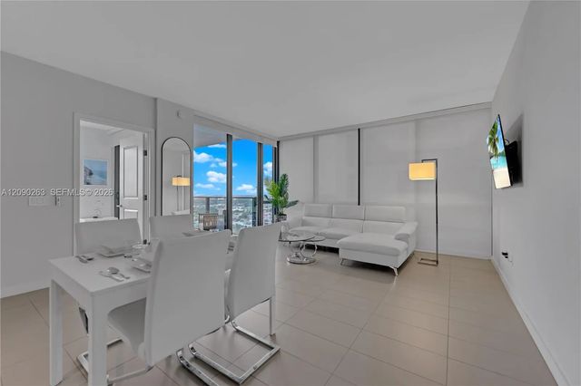 2 of 53 - 1600 Ne 1st Avenue #2916, Miami, FL