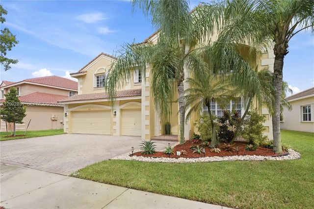 4 of 74 - 1612 Blue Jay Circle, Weston, FL