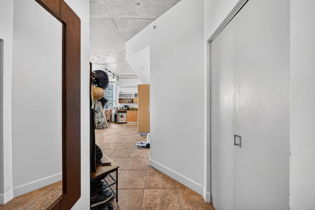 2275 Biscayne Boulevard #1009, Miami