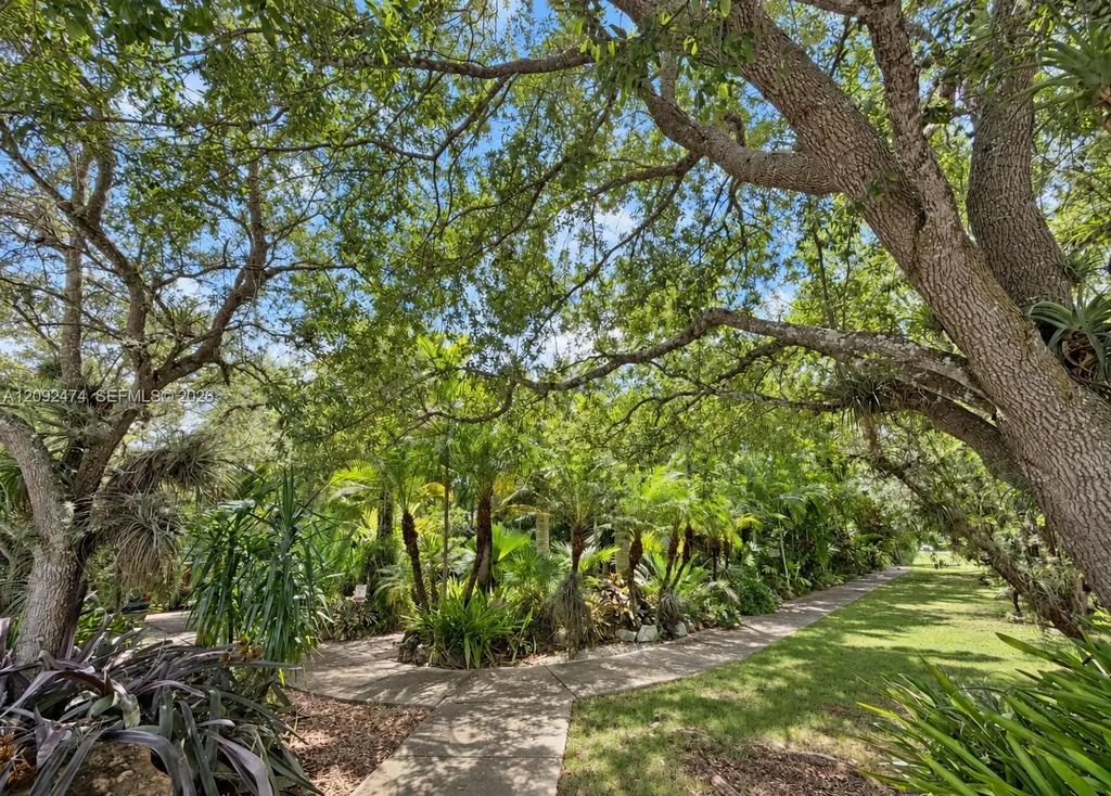 182 Nw 16th Street, Homestead