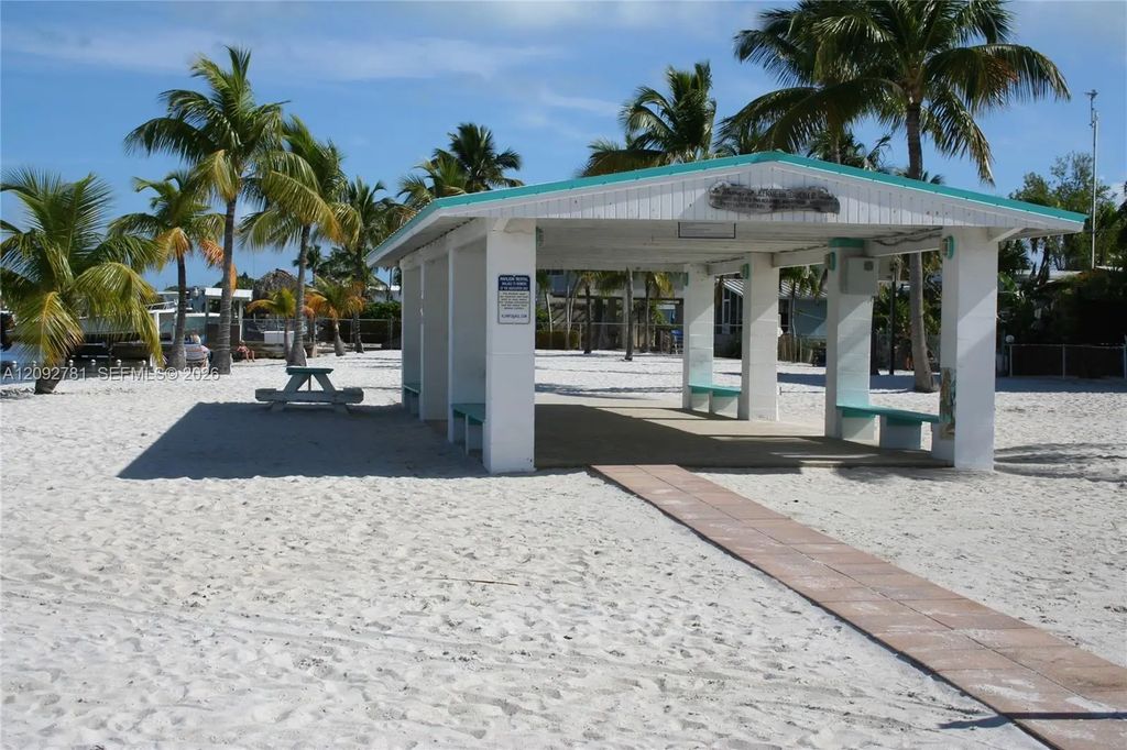 181 2nd Court, Key Largo