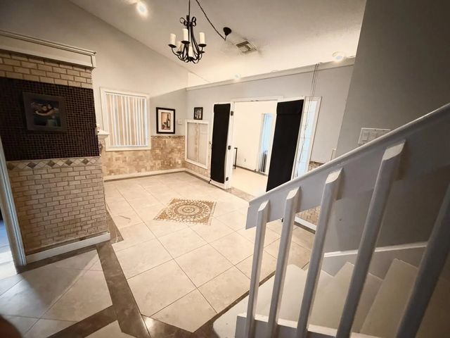 5 of 16 - 106 Azalea Circle, Boynton Beach, FL