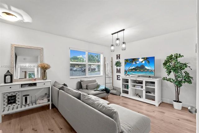 5 of 32 - 10729 La Placida Drive #3-4, Coral Springs, FL